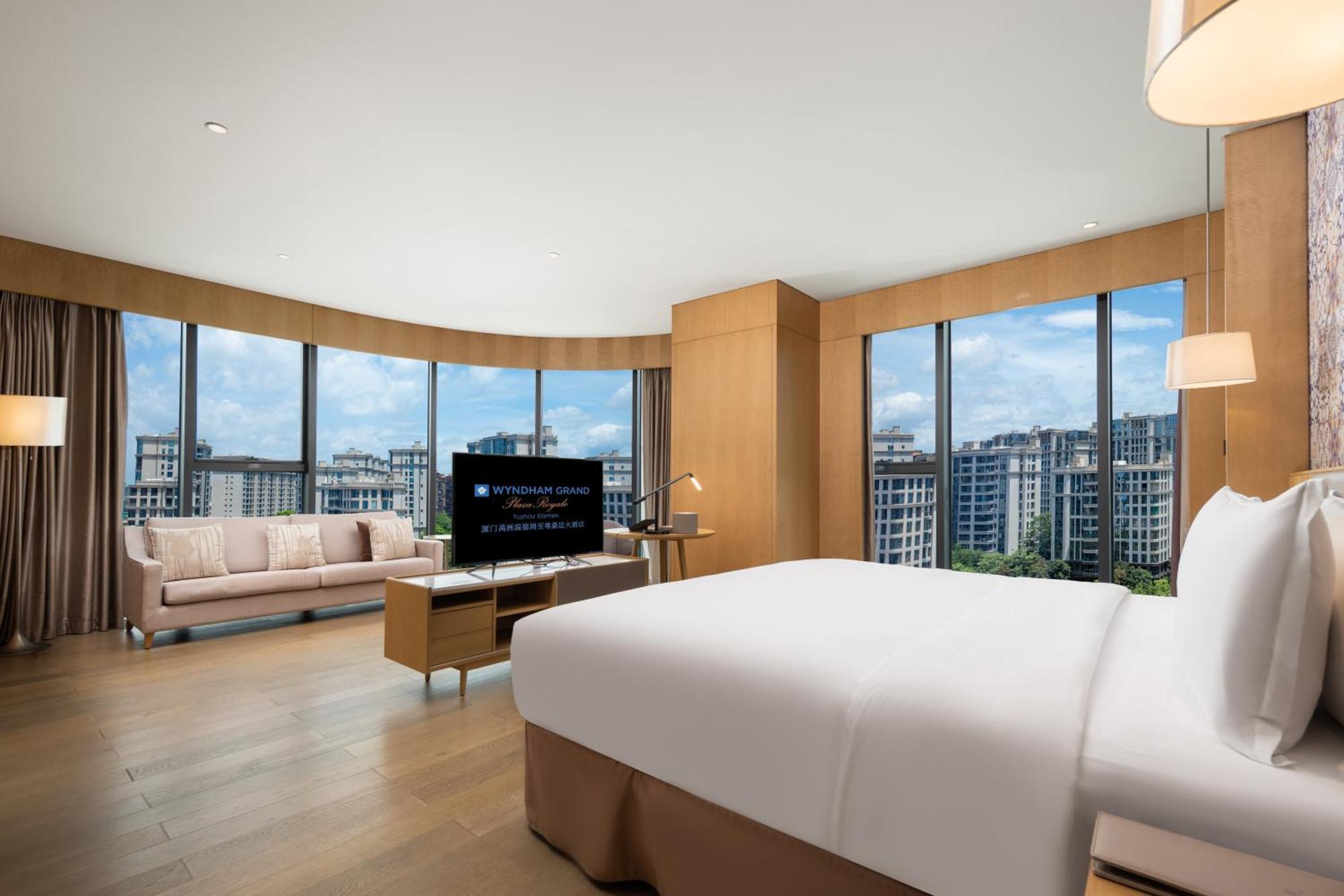 WYNDHAM GRAND Plaza Royale Yuzhou Xiamen Otel Dış mekan fotoğraf